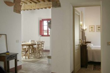 großes Apartment im EG